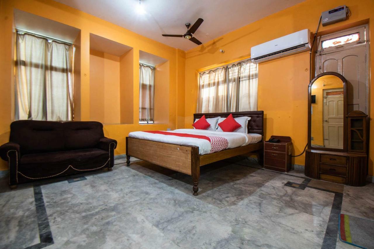 Oyo 29792 Piyush Hajipur Otel Dış mekan fotoğraf
